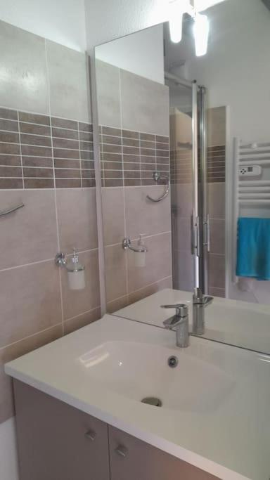 Coquet Duplex En Residence Avec Piscine La Croix-Valmer Ngoại thất bức ảnh
